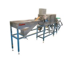 Máy rửa trứng tự động