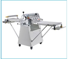 Máy cán bột Torng Yuen 520B