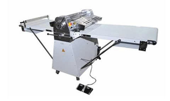 Máy Cán Bột Có Chân Đứng Luxury LSK650