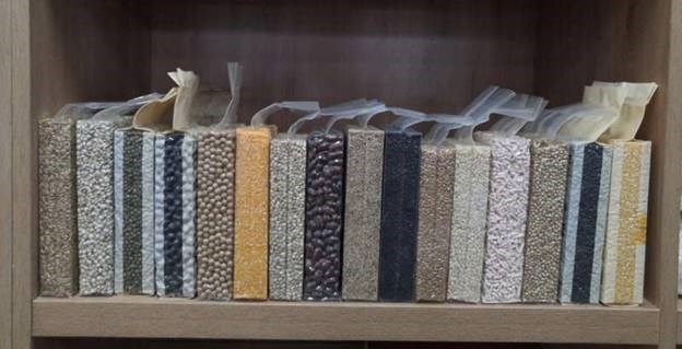 máy đóng gói gạo chân không hoàn toàn tự động 0,5-2,5kg lzb-700-r7 hình 1 may dong goi gao chan khong hoan toan tu dong 0,5-2,5kg lzb-700-r7 hinh 1