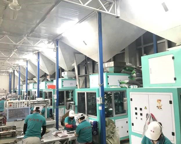 máy đóng gói gạo chân không hoàn toàn tự động 0,5-2,5kg lzb-700-r7 hình 3 may dong goi gao chan khong hoan toan tu dong 0,5-2,5kg lzb-700-r7 hinh 3