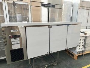 ban dong 3 canh inox turbogold tg-18uf hinh 0