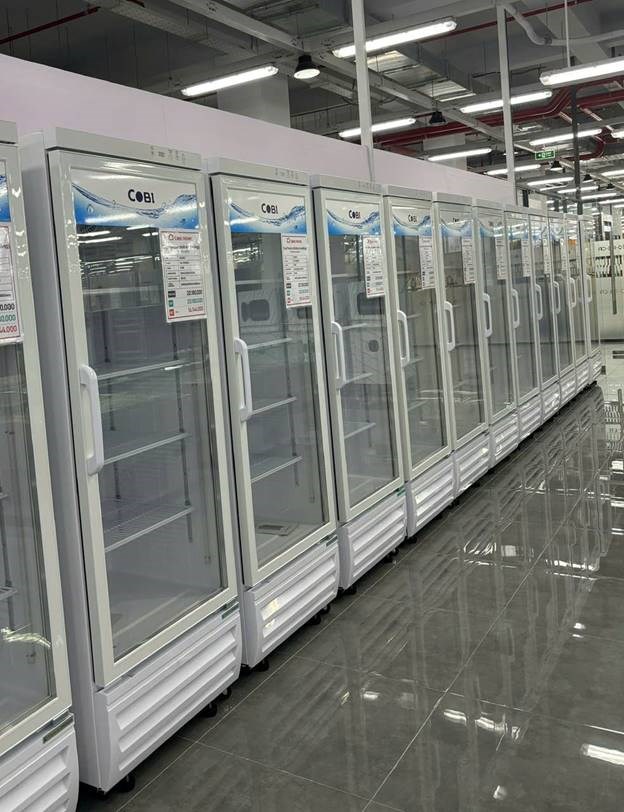 tủ đông trưng bày 1 cánh kính cobi cb-490far hình 3 tu dong trung bay 1 canh kinh cobi cb-490far hinh 3